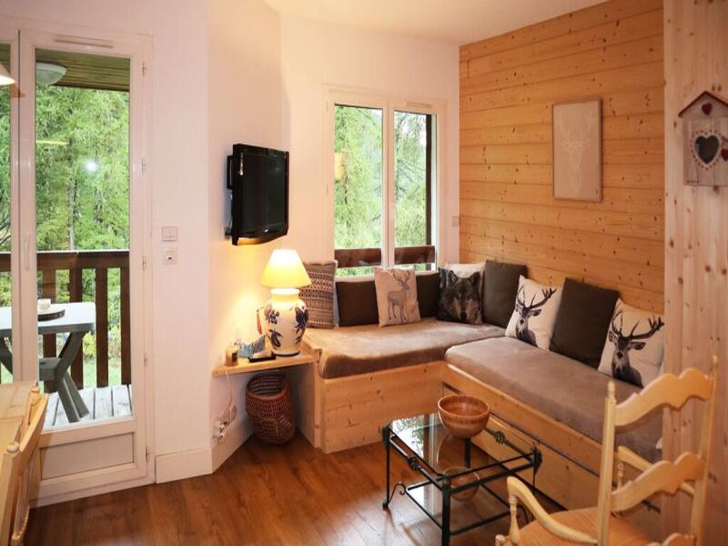 Appartement in Les Orres met uitzicht op de bergen