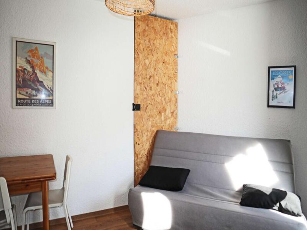 Appartement in Boussolenc met Ski-in