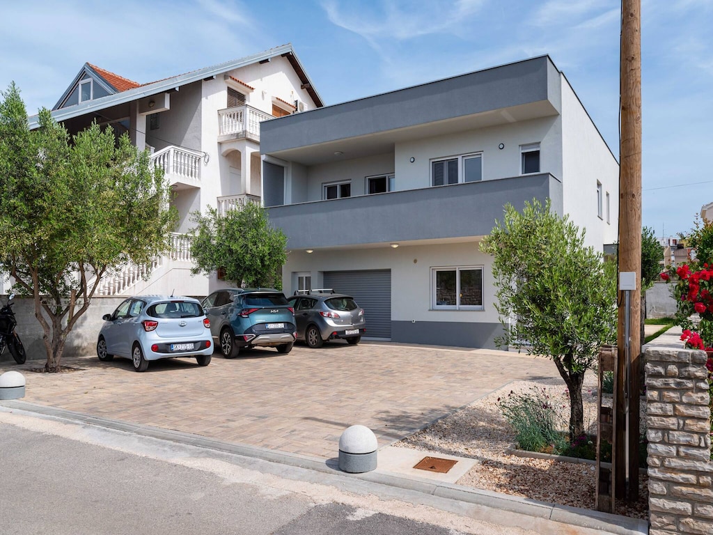 Modern appartement voor 8 personen in Zadar