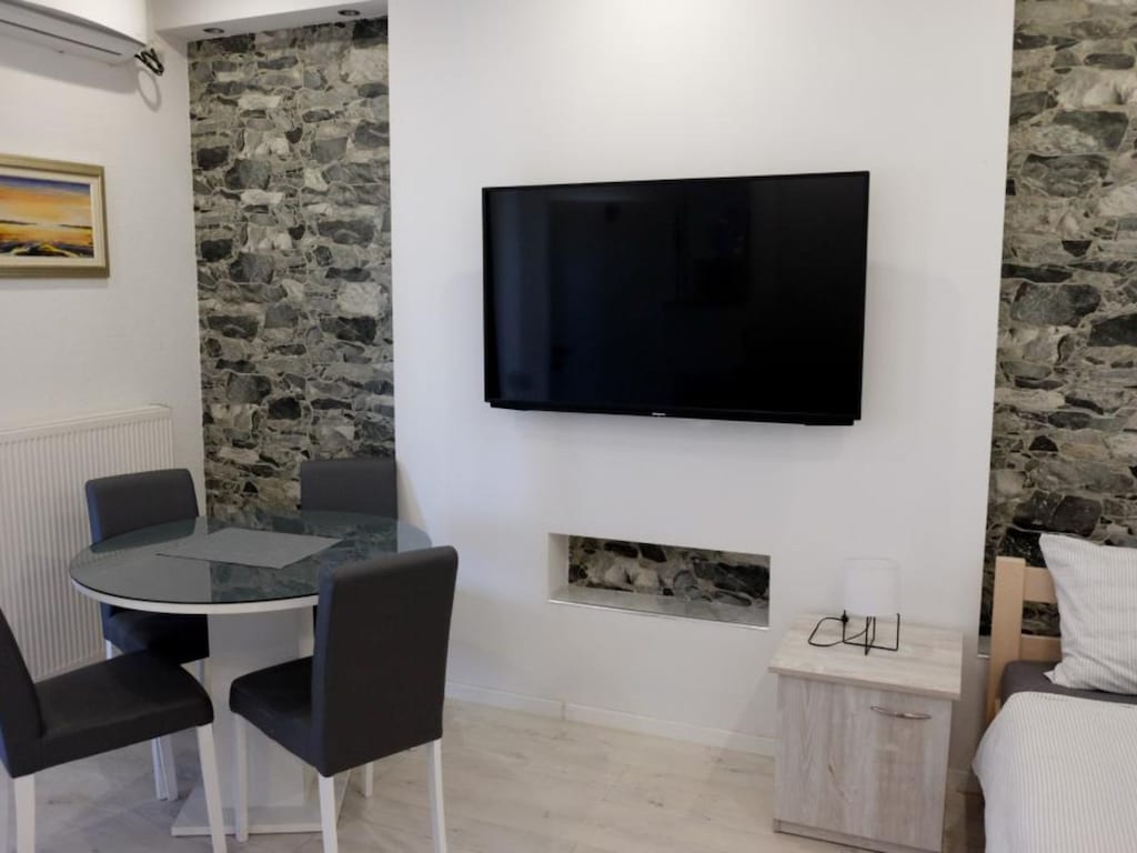 Apartments Ro Ma A1
