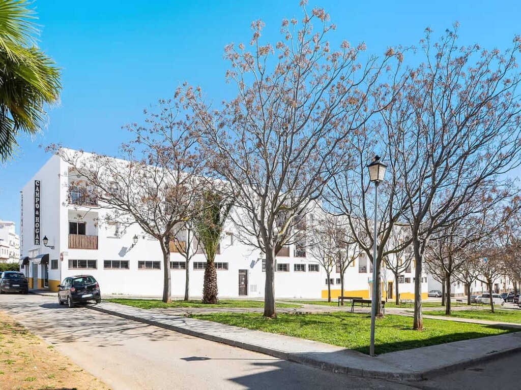 Geräumiges Apartment in Conil in Strandnähe