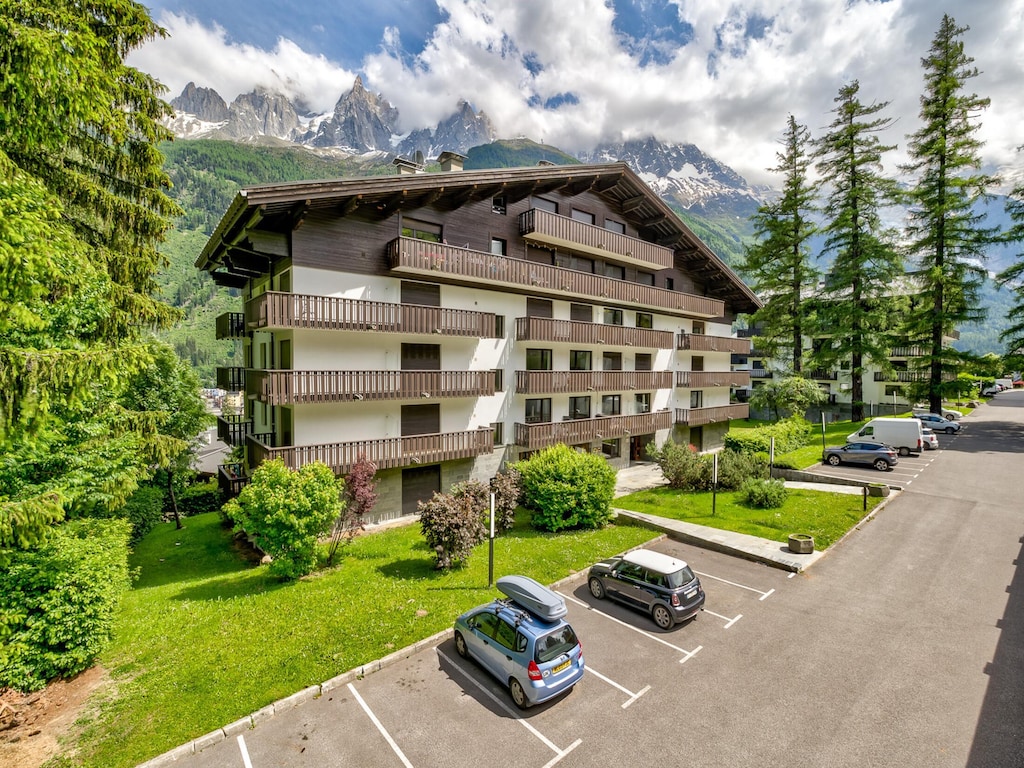 Modern appartement in Chamonix met balkons