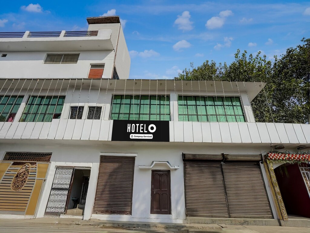 Hotel O Sultanpur Spoorwegknooppunt