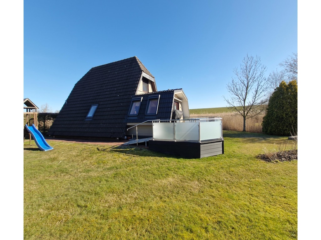 Dakhuis in Burhave
