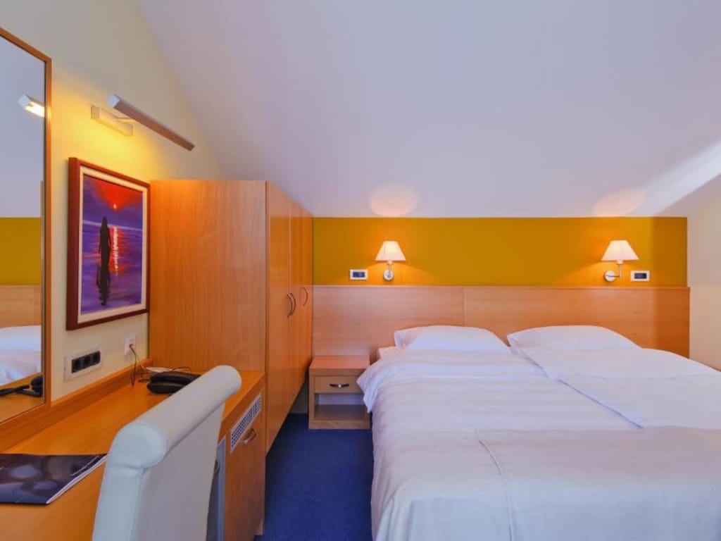Economy Double Room With Private Bathroom