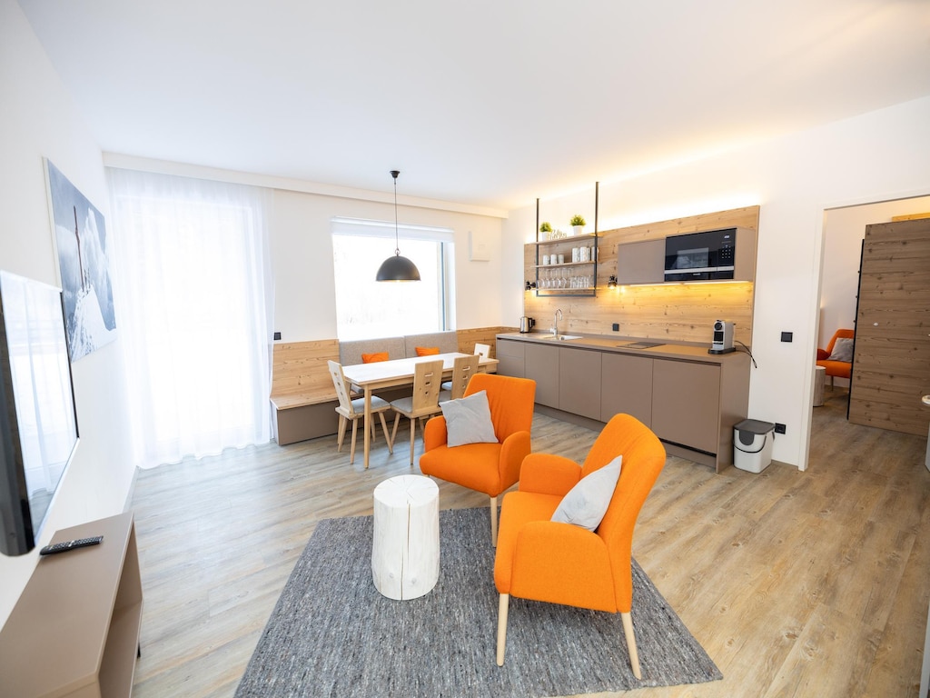 Modern 5-Person Apartment in Hinterstoder