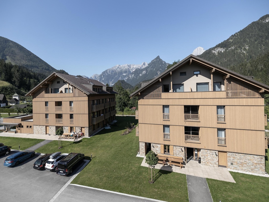 Spacious 3-Bedroom Alpine Apartment for 7 Guests