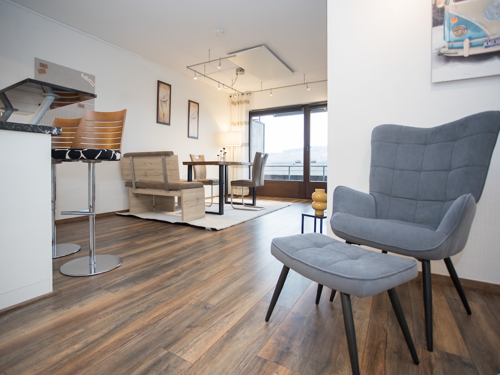 Apartment in Niedersfeld mit Balkon