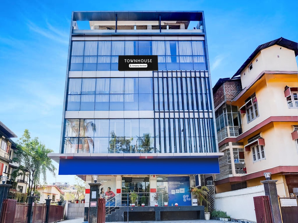 Townhouse Bhangagarh-busterminal