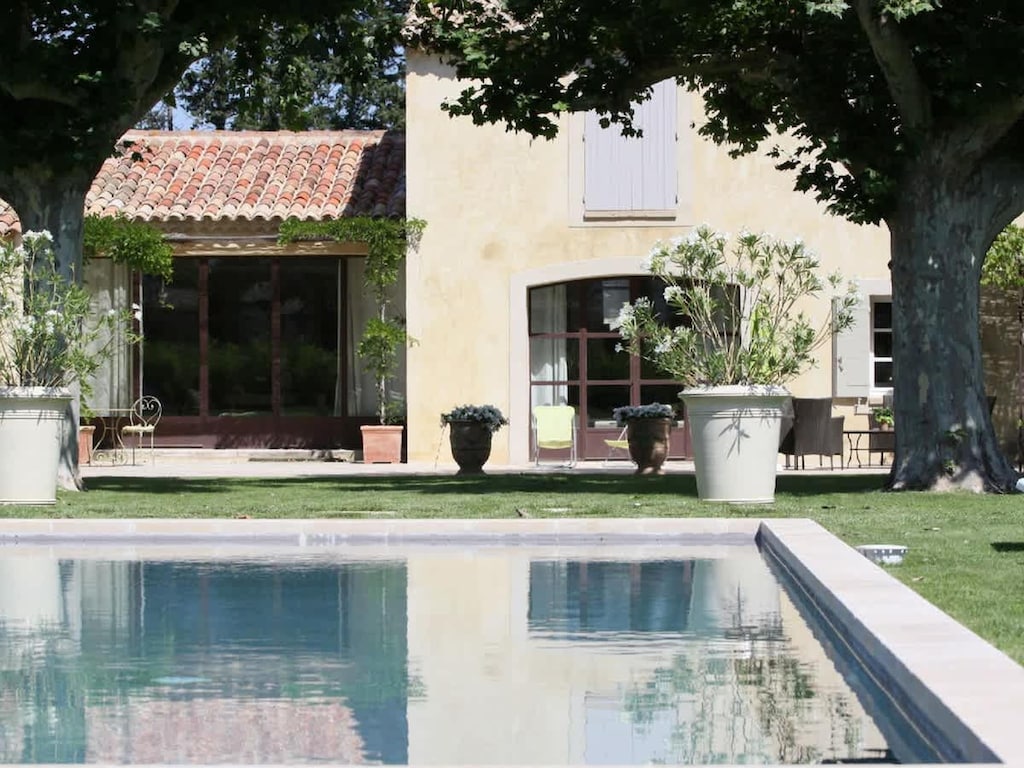 Aufenthalt mit privatem Pool im Herzen des Luberon