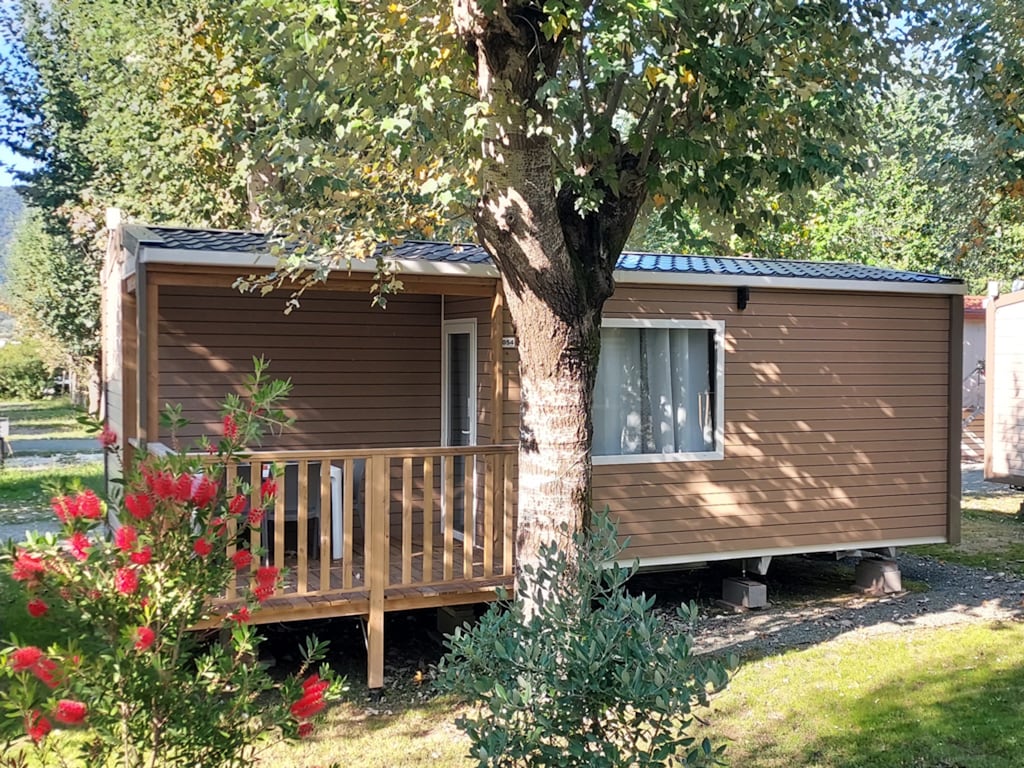 Stacaravan in Sarazena op een vakantiepark