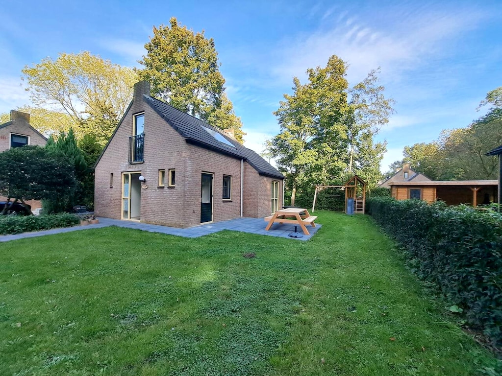 Freistehender VIP-Bungalow in ruhiger Waldlandschaft bei Ewijk, Gelderland, für bis zu 6 Personen.