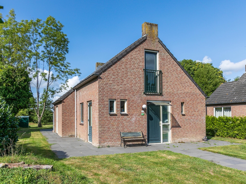 Ruhiges Waldpark-Haus in Ewijk