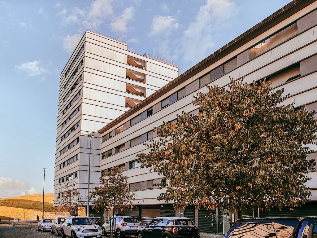 Appartement met uitzicht op de brug in Sacavem
