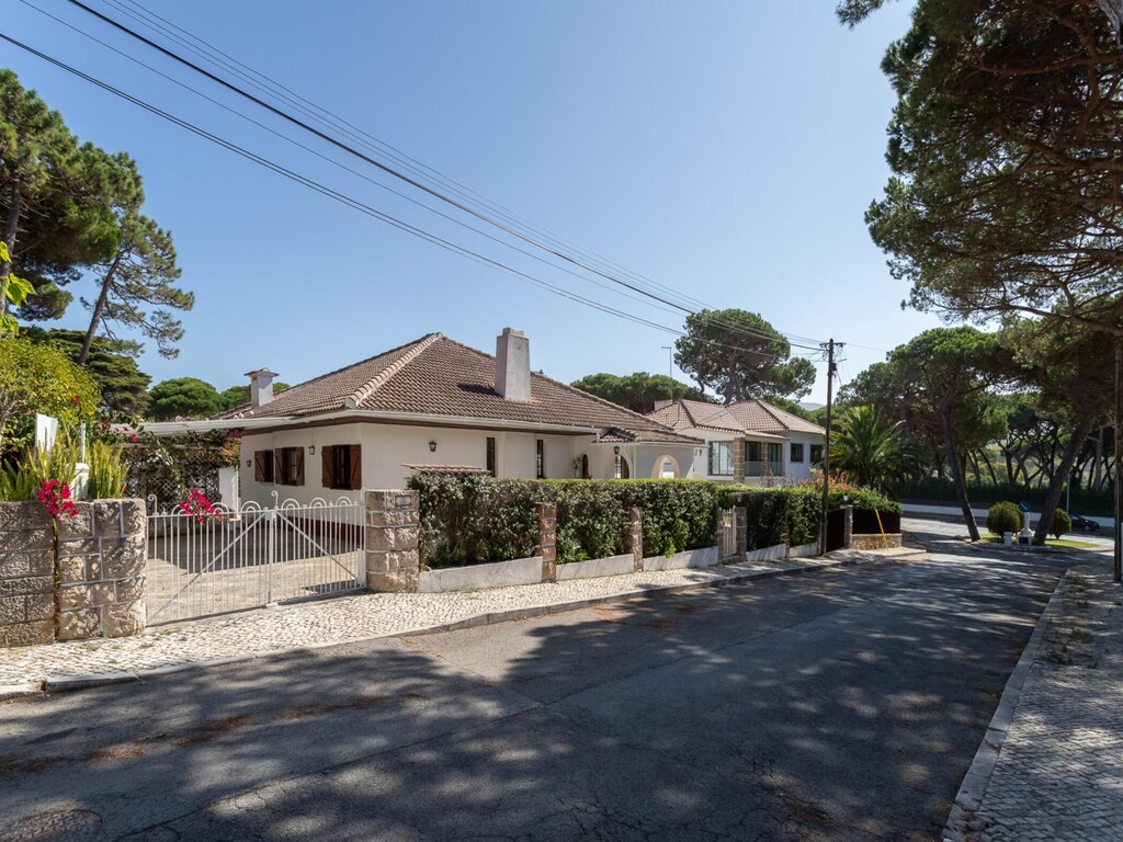 Privéverblijf in Sintra met bar en tuin