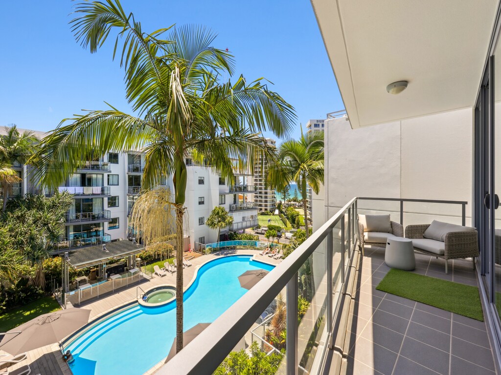 Ontsnapping aan de kust, op loopafstand van het strand, compleet resortleven