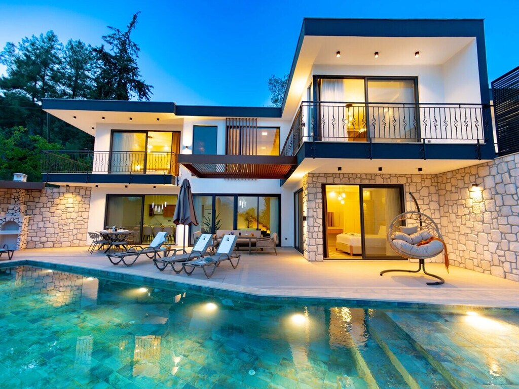 Villa in Kas met zwembad