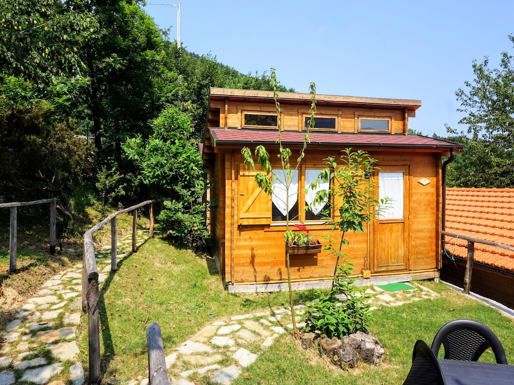 Ferienhaus im Dorf mit Pool