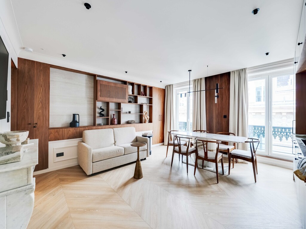 Geräumige klimatisierte Wohnung, 3 Schlafzimmer/8 Personen