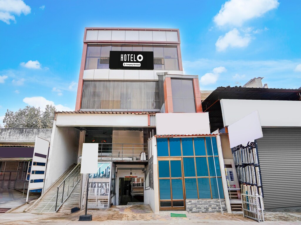 Hotel O Kardameshwar Mahadev Tempel