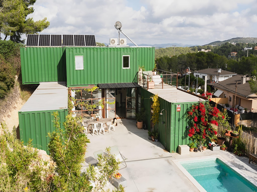 Designvilla met sauna en zwembad nabij Sitges