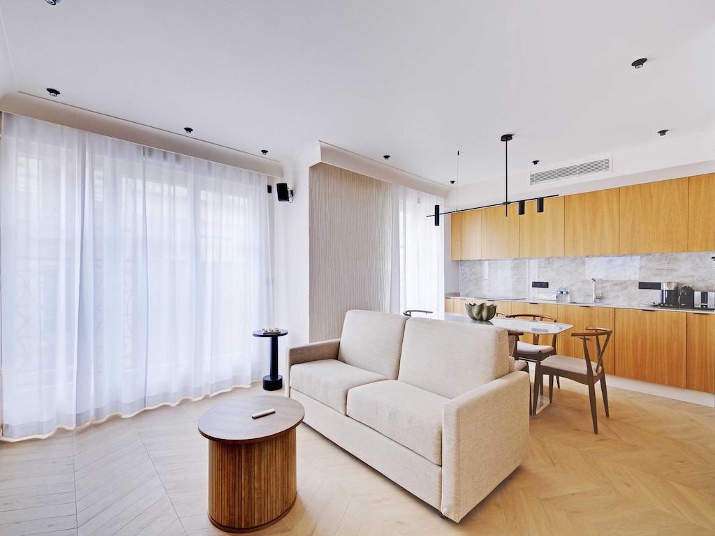 Comfortabel appt. met airco, 1BR/4P – St-Mandé