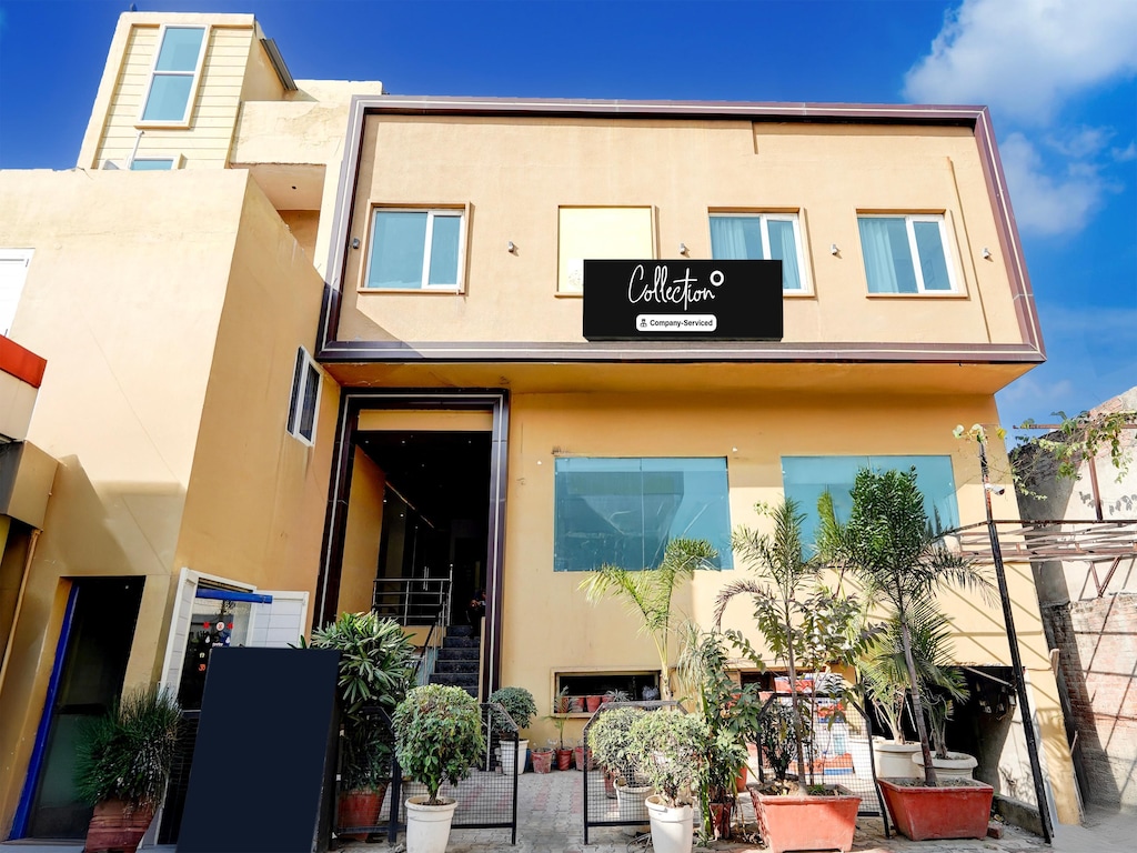 Collectie O Amritsar District Court