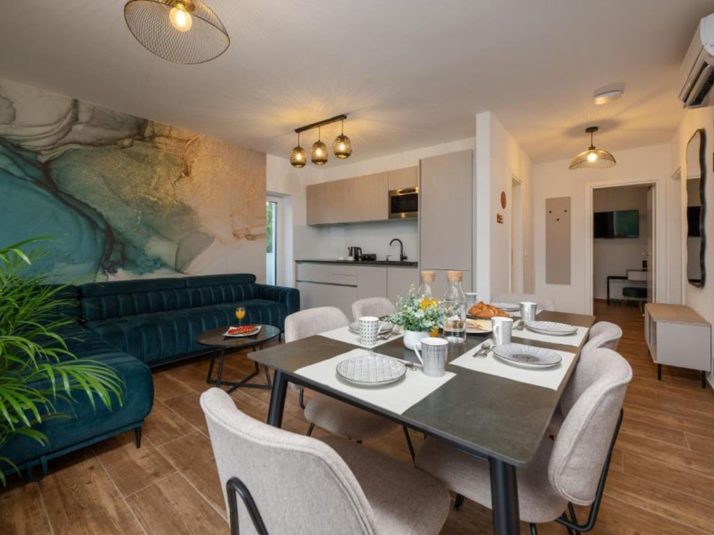 Apartments Villa Wood - Two Bedroom Apartment with terrace and pool view ( W1 )