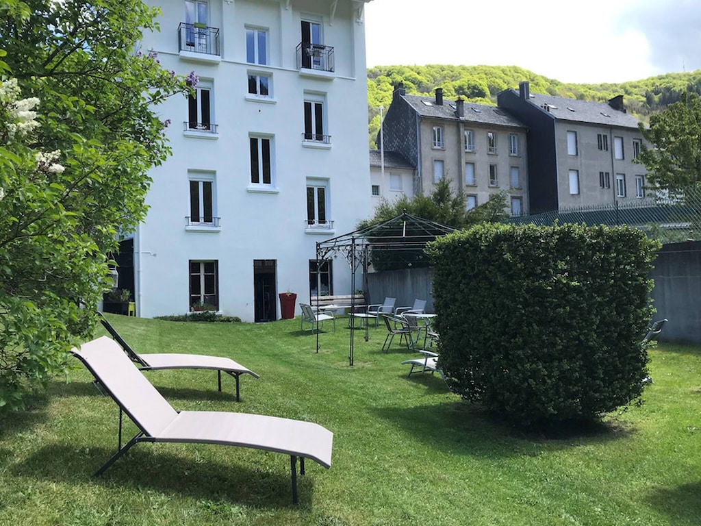 Appartement met uitzicht op de bergen voor 6