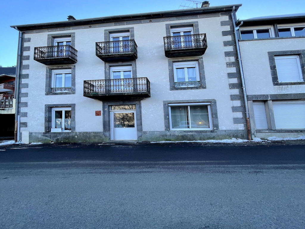 Leuke plek in de Alpen vlakbij een warmwaterbron