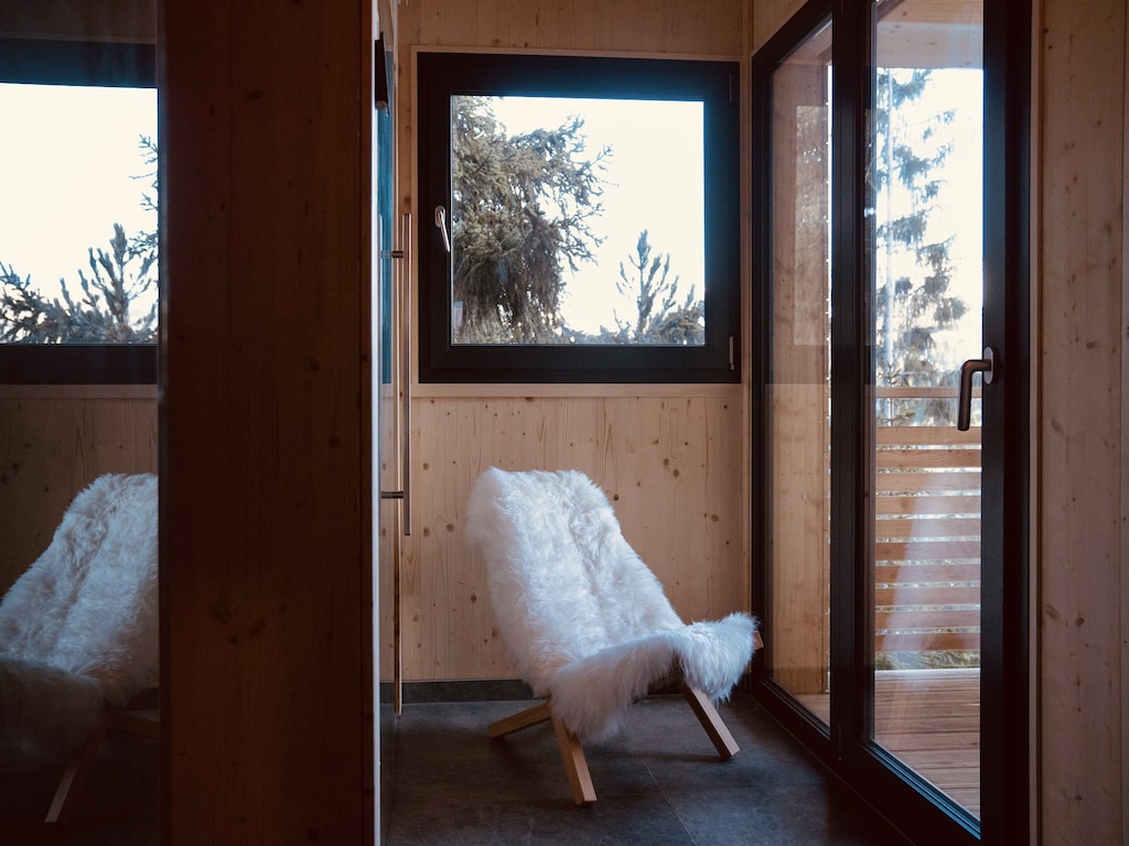 Premium Chalet with Sauna & Hot Tub