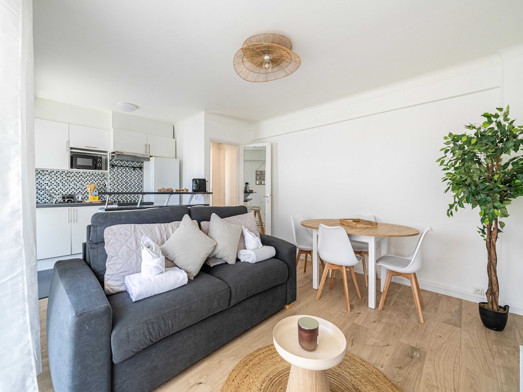 Charmant appartement met airconditioning, 1 slaapkamer/4 plaatsen - Antibes