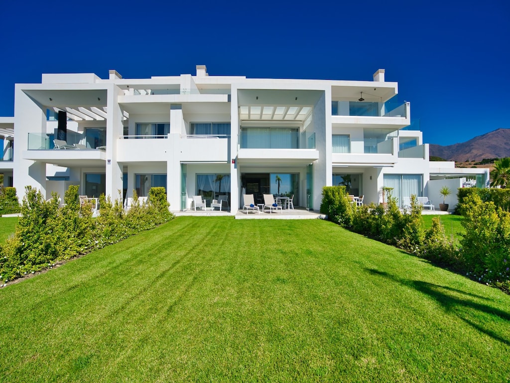 Crystal Lagoon Appartement