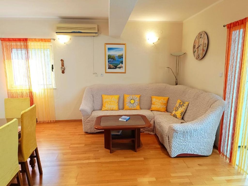 Adam Apartment Near the Airport - TwoBedroom Apartment