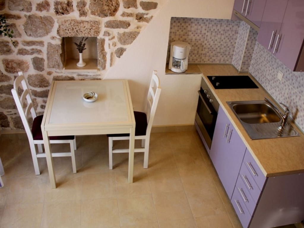 Menego Lodge Bol - Duplex Apartment with Terrace