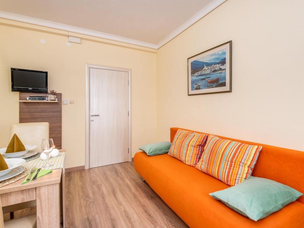 Villa Goldfield - One Bedroom Apartment with Balcony