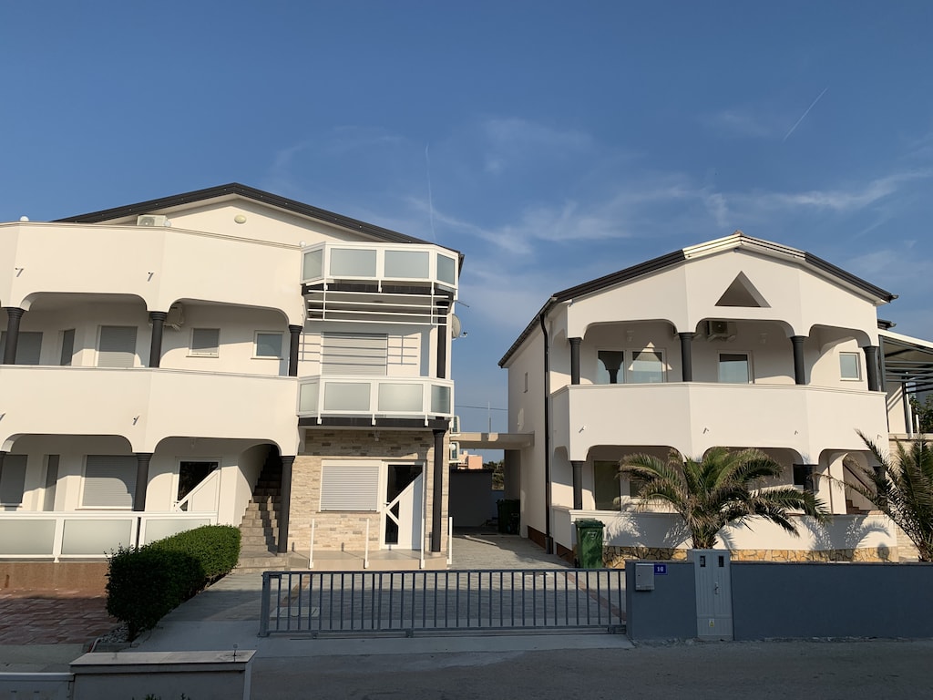 Apartment Lavaran 4