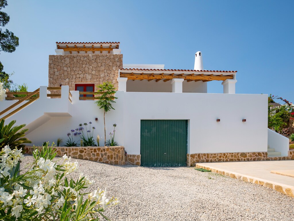 Rustige villa in Cala Vadella met zwembad