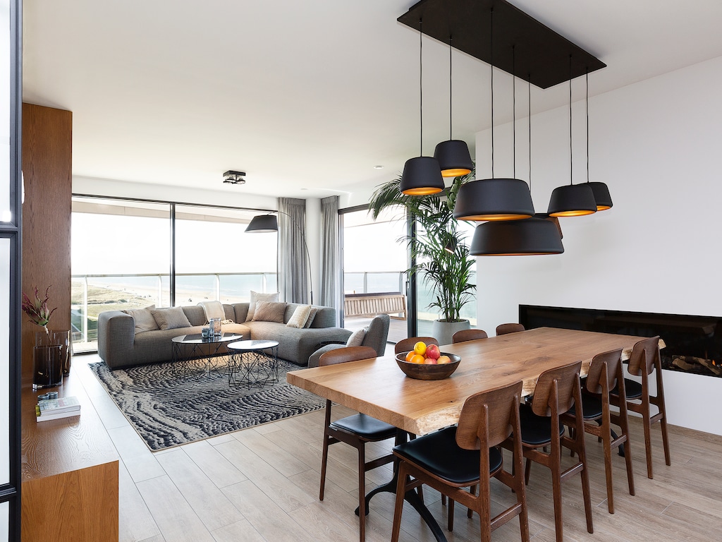 Geräumiges Penthouse-Apartment in Egmond aan Zee mit Panoramablick auf die Nordsee, 4 Schlafzimmern und privater Garage für bis zu 8 Personen.