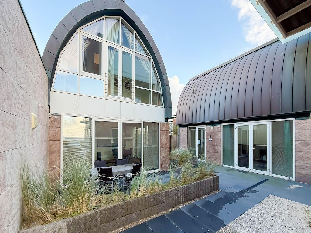 Haus mit Parkplatz am Egmond Boulevard