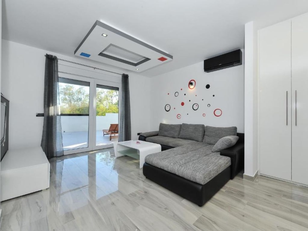 Adriatic Villa Privlaka - Two bedroom Villa with pool