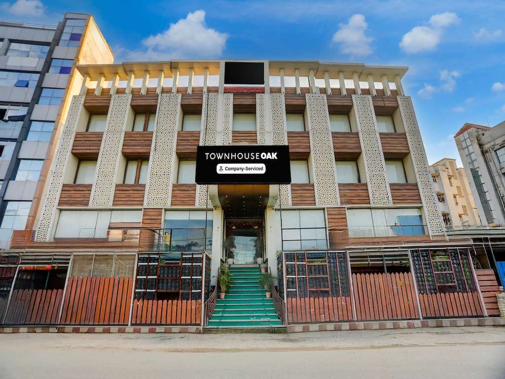 Townhouse Oak Amity University Patna