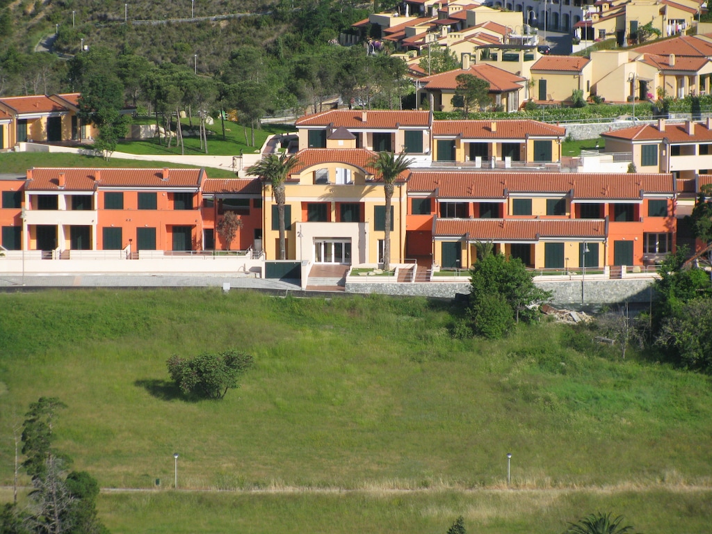 Appartement in Cogoleto met zwembad