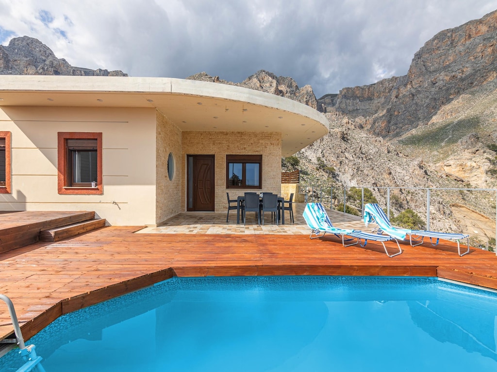 Villa met zeezicht op Kreta voor 6 personen