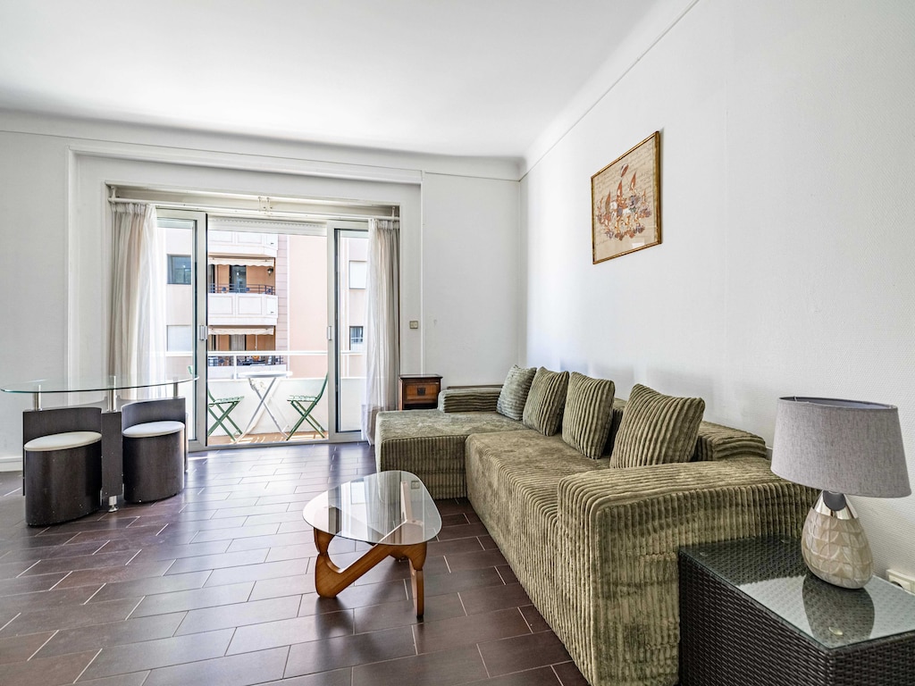Appartement met airconditioning en balkon - 2 slaapkamers/4 personen - Cannes/Strand