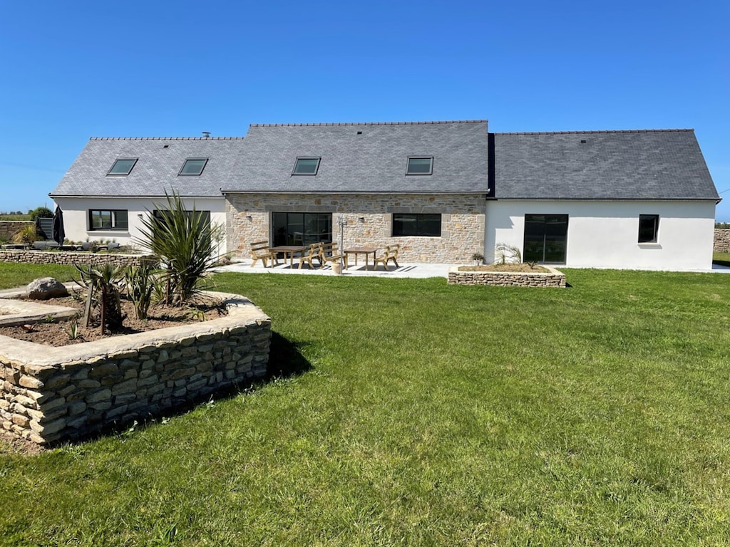Huis Ploudalmézeau met verwarmd zwembad