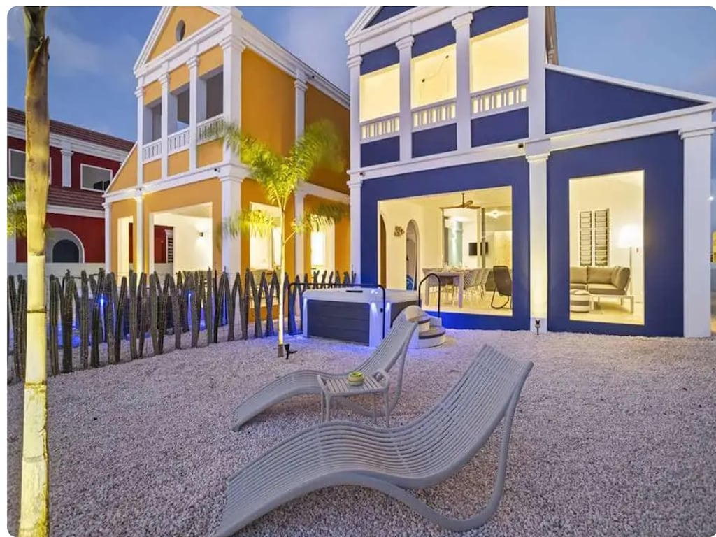 Tropisch privéappartement met tuin