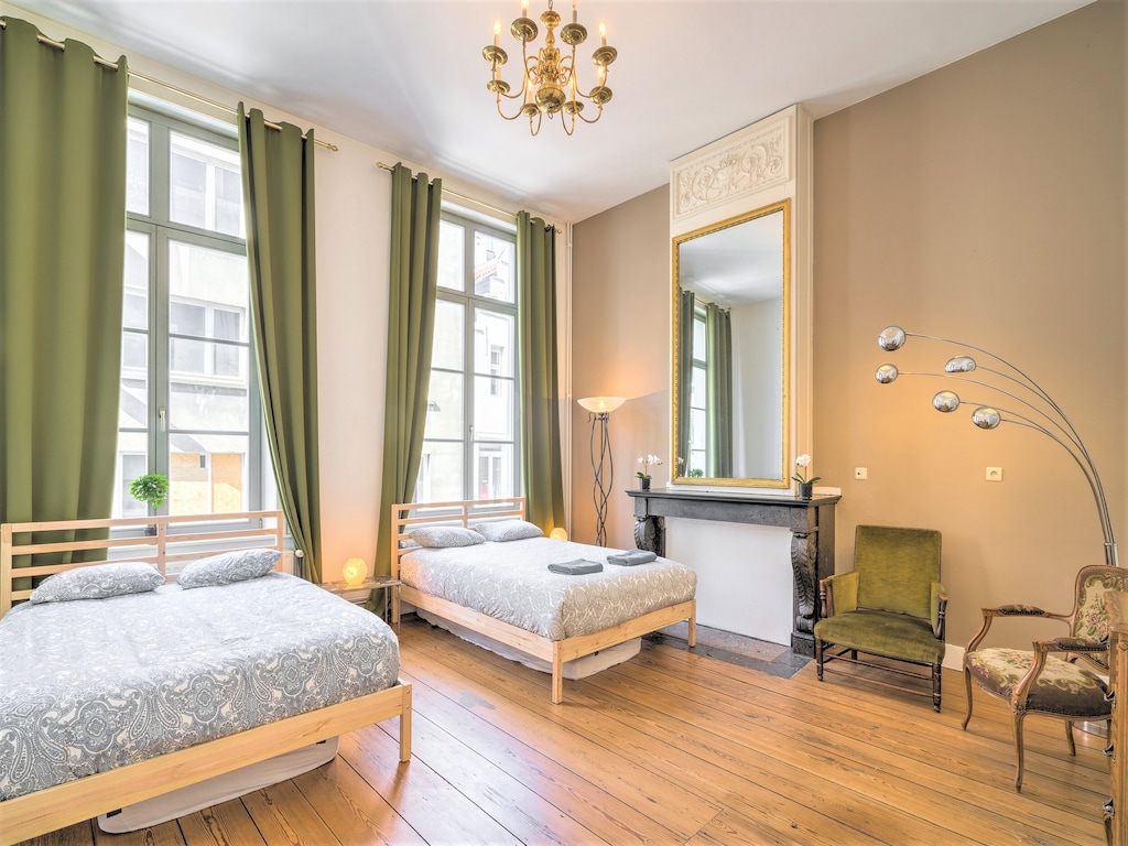 Elegant duplexappartement voor 12, Capital Street