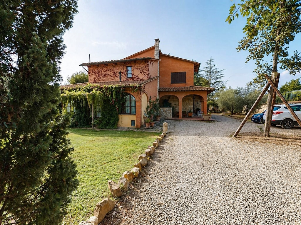 Romantisch Toscaans toevluchtsoord met zwembad