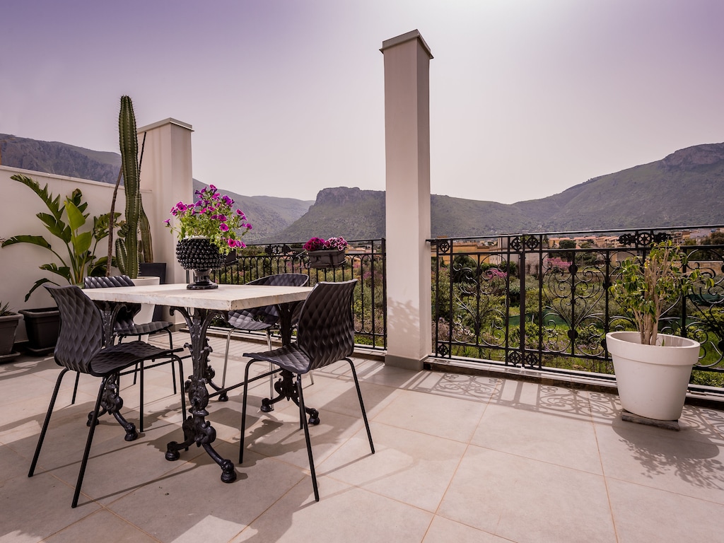 Appartement in Terrasini met zeezicht